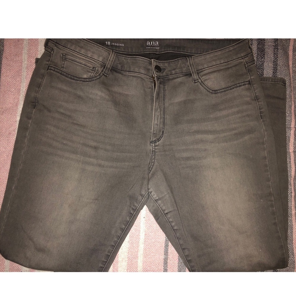Plus size Stretch Grey Jeggings